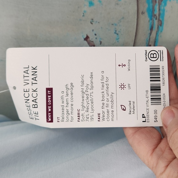 Athleta Essence Vital Tie Back Tank - Picture 3 of 9